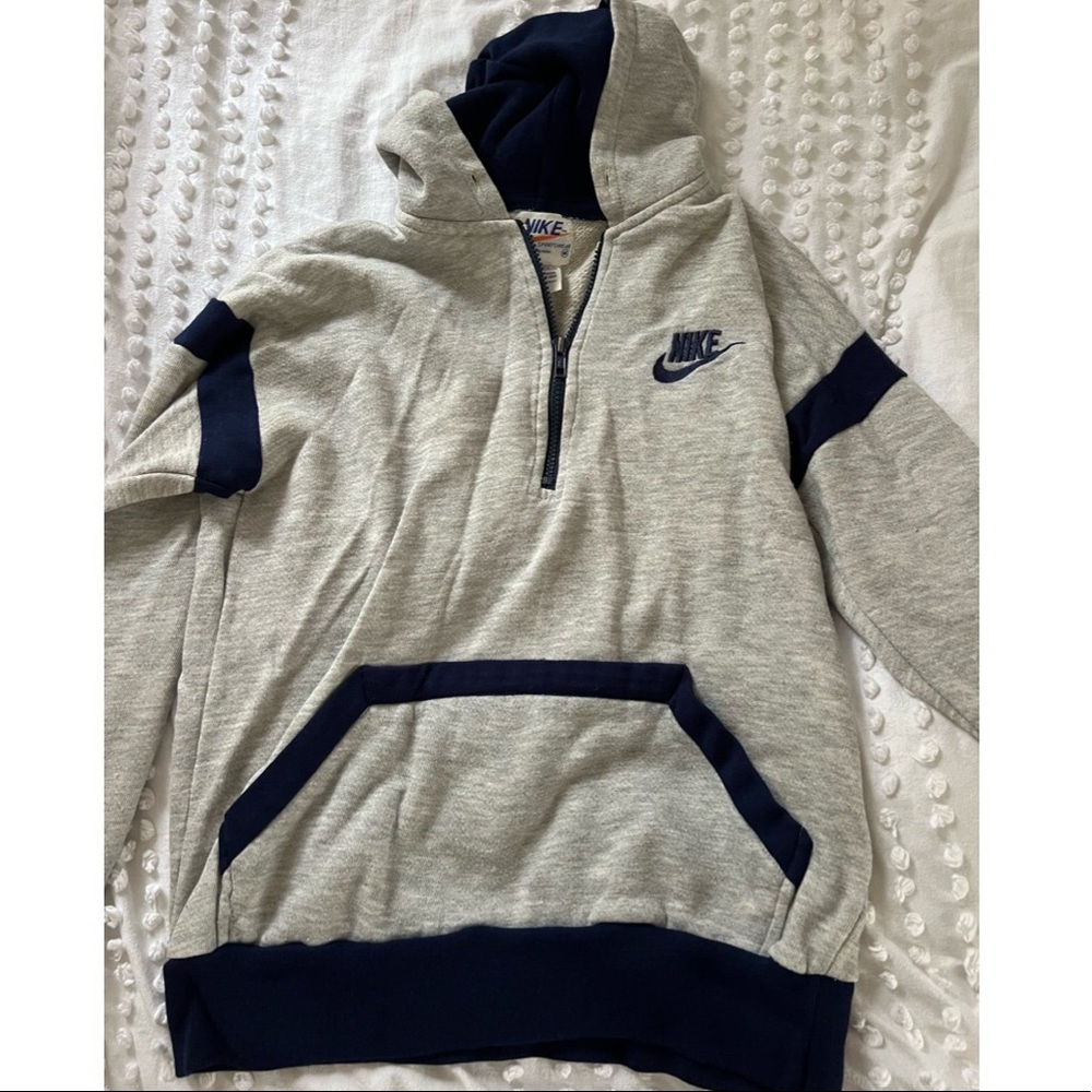 VINTAGE NIKE QUARTER ZIP